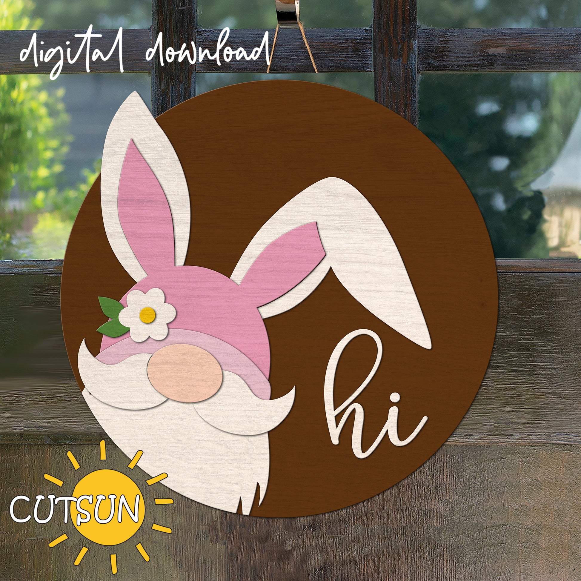 Decorative sign with a gnome wearing a pink hat and flower, on a wooden background.