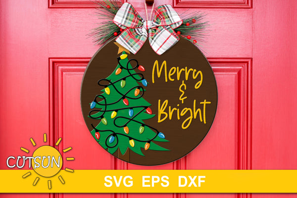 Christmas door hanger SVG file featuring a Christmas tree with Christmas lights and a star topper